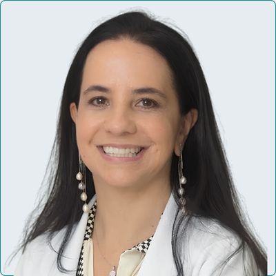 Dra. Carla Saad